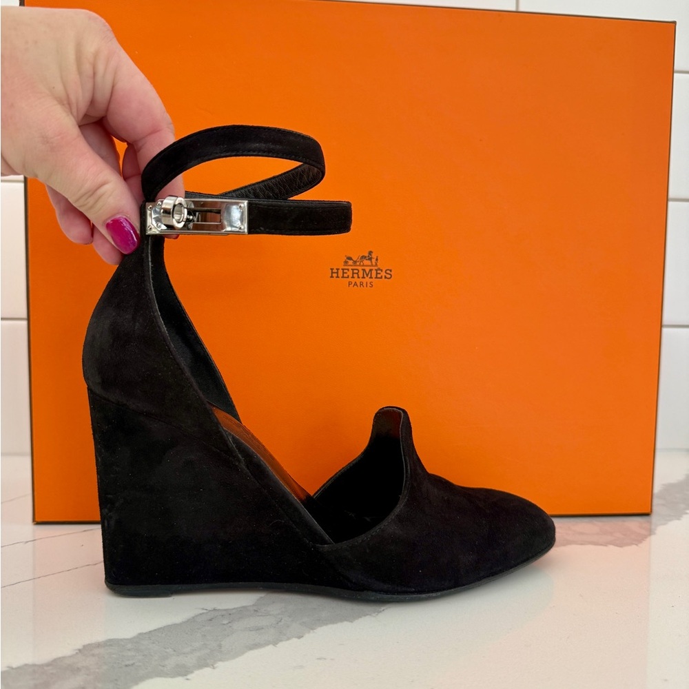 HERMES Kelly Metal Black Suede Wedge